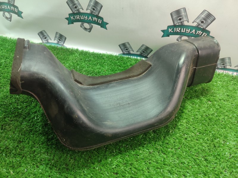 Воздуховод салона Toyota Carina 1989 st170