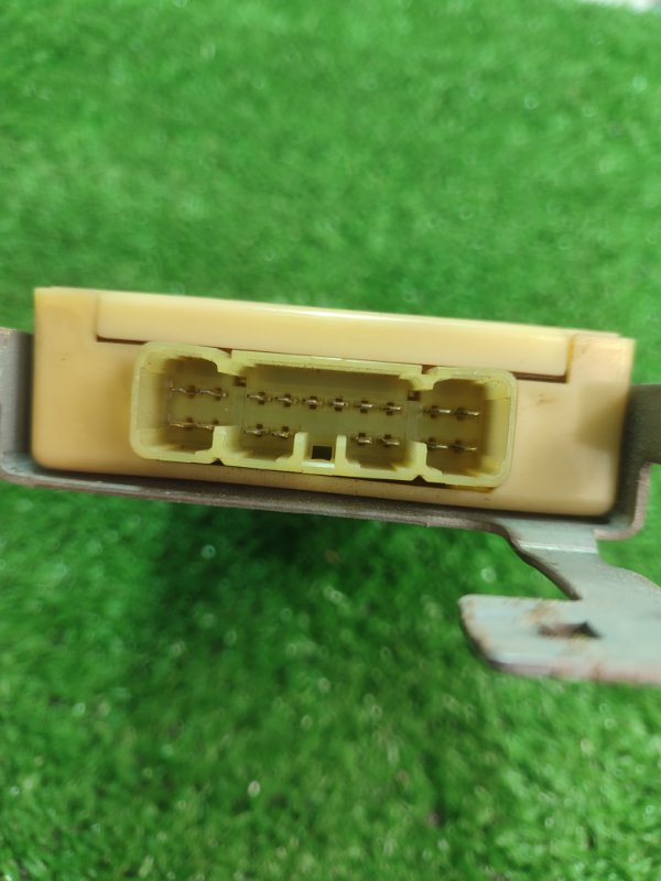 Блок управления климат-контролем Toyota Carina 1989 st170