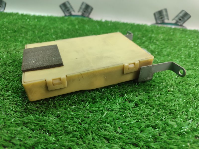 Блок управления климат-контролем Toyota Carina 1989 st170