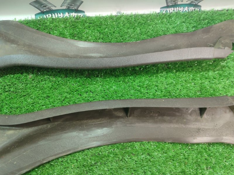 Обшивка стойки задней Toyota Carina 1989 st170