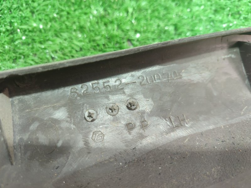 Обшивка стойки задней Toyota Carina 1989 st170