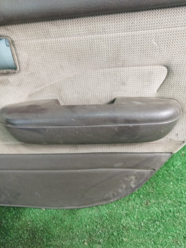 Обшивка боковой двери Toyota Carina 1989 st170