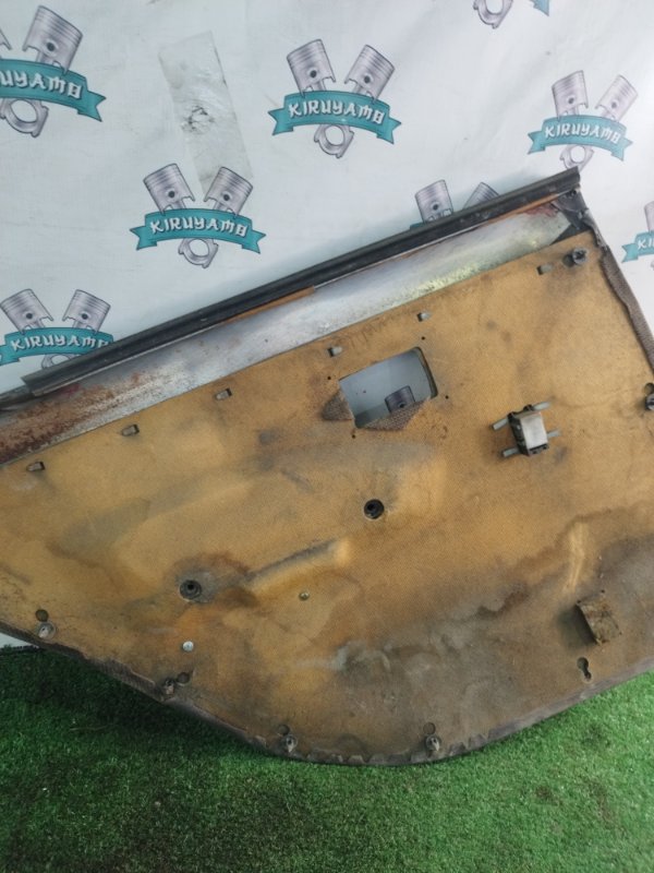 Обшивка боковой двери Toyota Carina 1989 st170