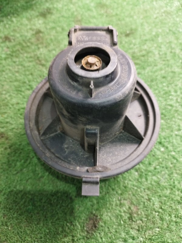 Мотор печки Volkswagen Golf 2