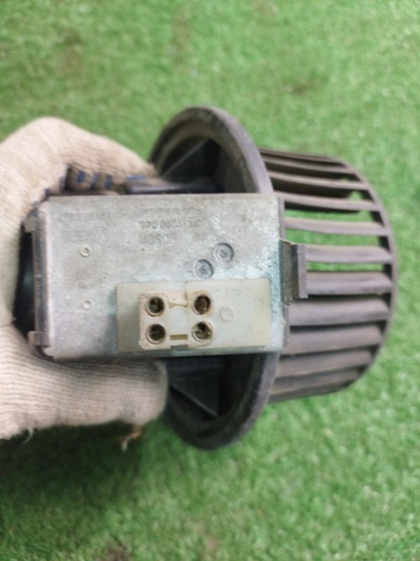 Мотор печки Volkswagen Golf 2