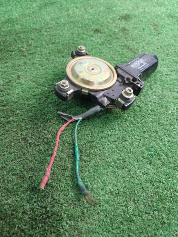 Мотор стеклоподъемника Toyota vista