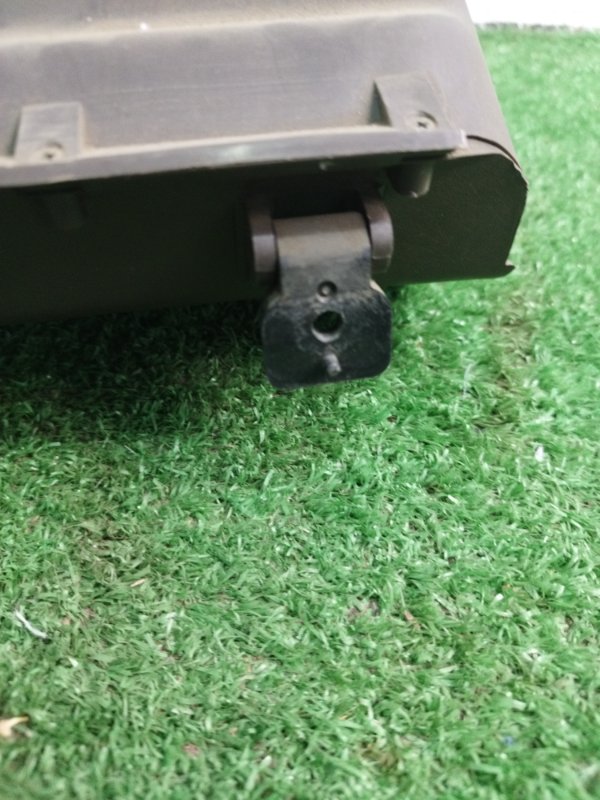 Бардачок Toyota Carina 1989 st170