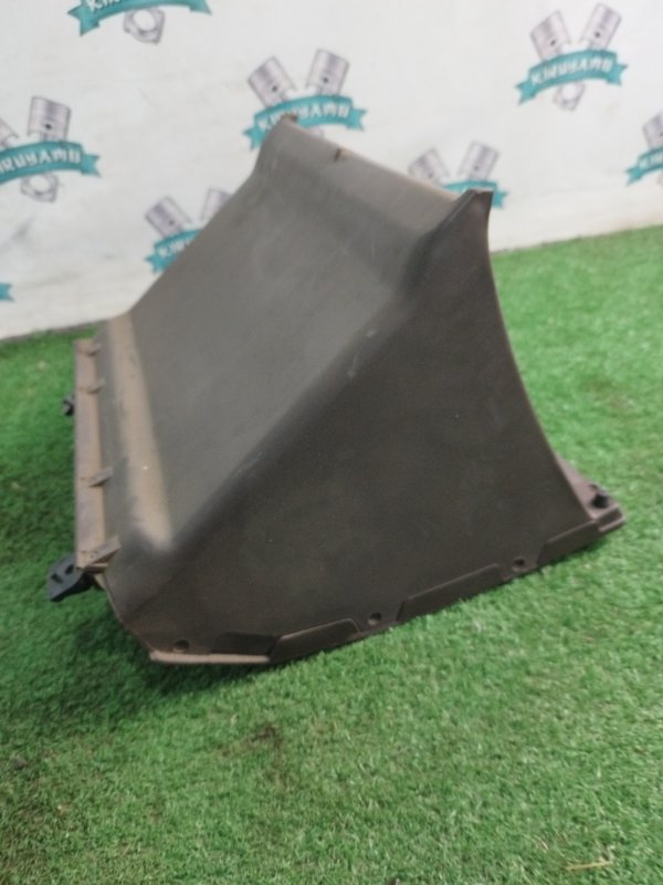 Бардачок Toyota Carina 1989 st170