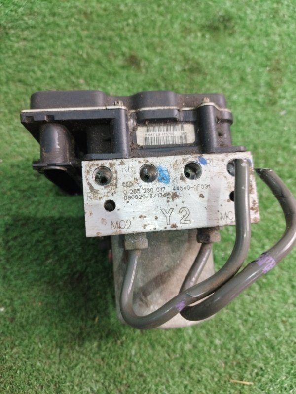 Блок ABS Toyota Verso 2009 ZGR21L-GRXEPW