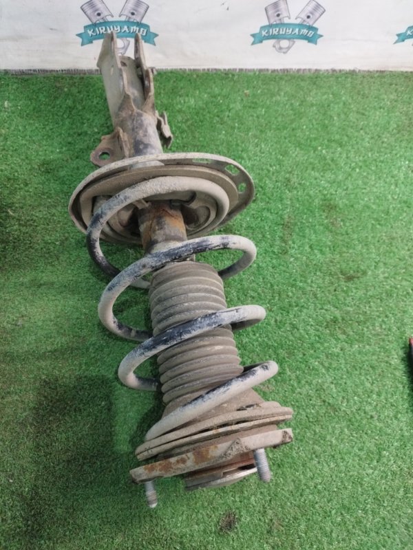 Стойка подвески Toyota Verso 2009 ZGR21L-GRXEPW