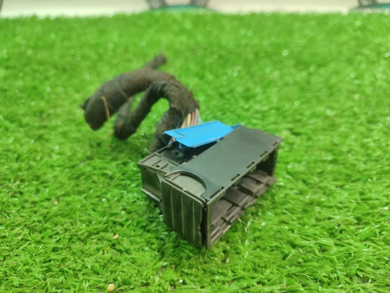 Фишка разъем BMW X3 2007 E83