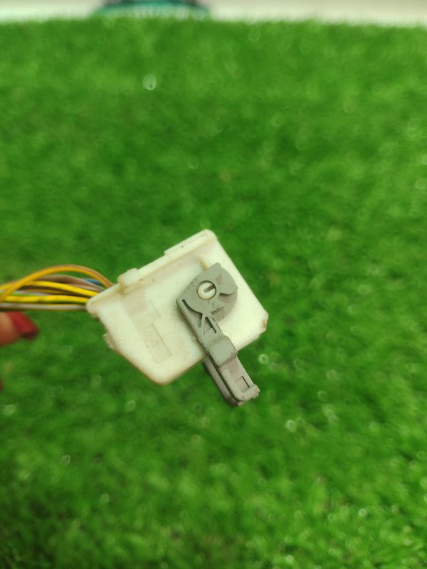 Фишка разъем BMW X3 2007 E83