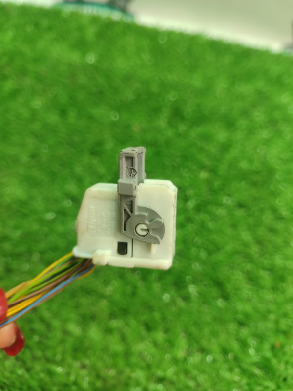 Фишка разъем BMW X3 2007 E83