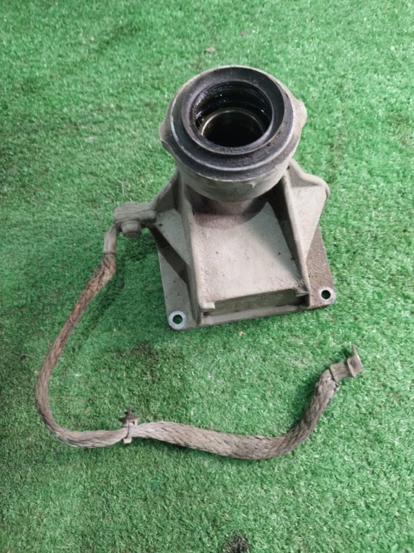 Кронштейн привода BMW X3 2007 E83