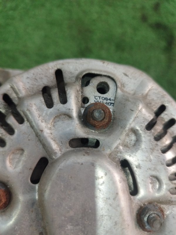 Генератор Toyota Carina 1989 st170