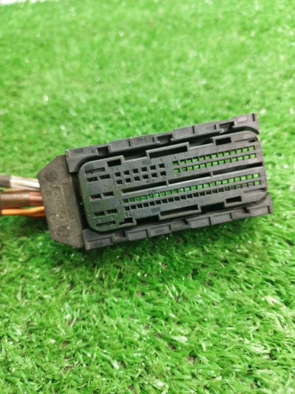 Фишка разъем BMW X3 2007 E83