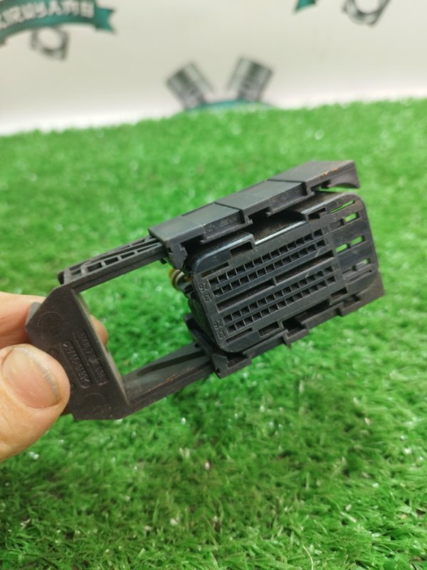 Фишка разъем BMW X3 2007 E83