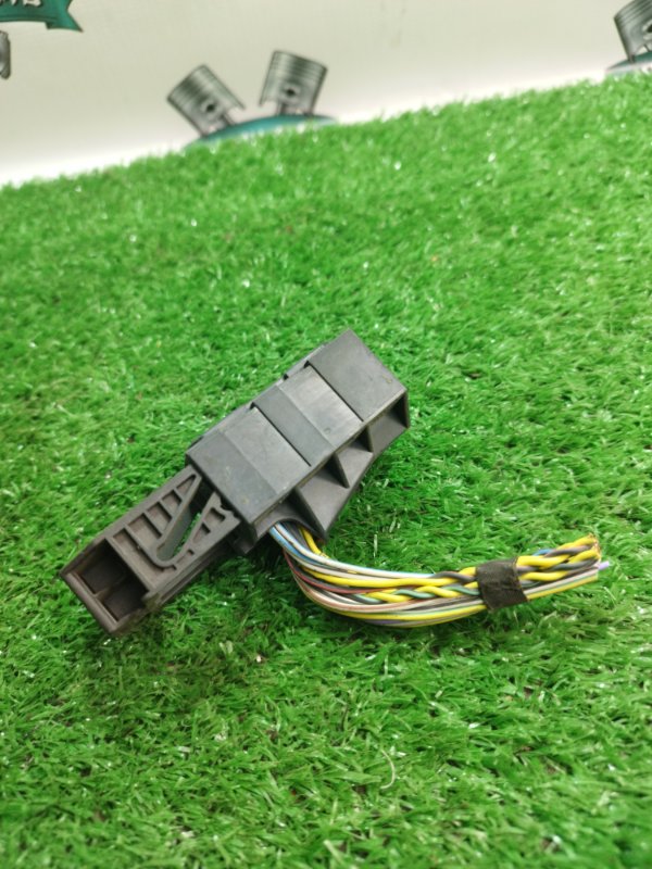 Фишка разъем BMW X3 2007 E83