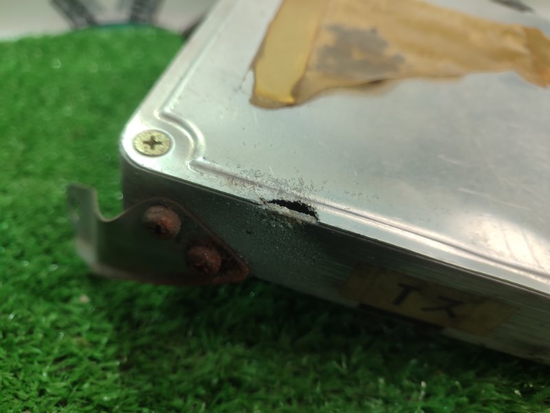 Блок управления двигателем Toyota Carina 1989 st170