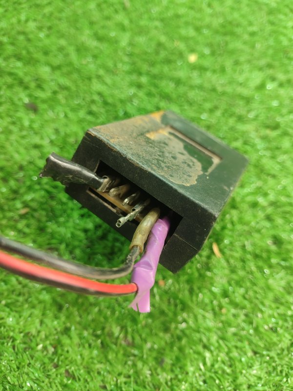 Звуковой зуммер Toyota Carina 1989 st170