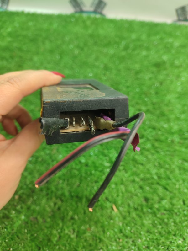 Звуковой зуммер Toyota Carina 1989 st170