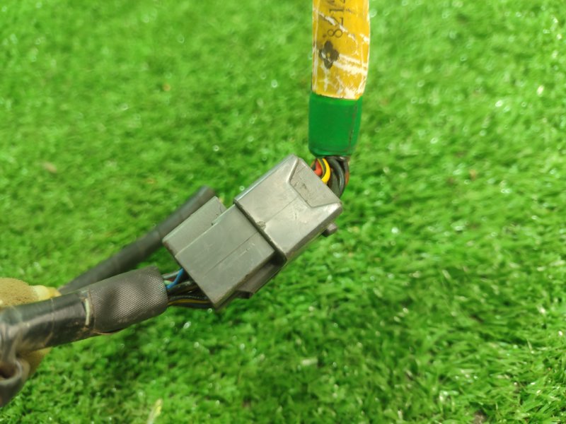 Фишка разъем Toyota Carina 1989 st170