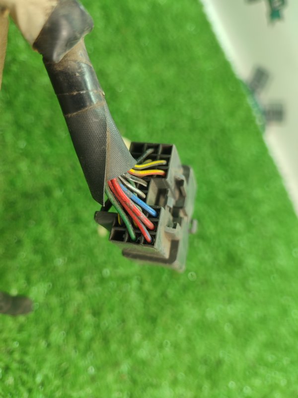 Фишка разъем Toyota Carina 1989 st170