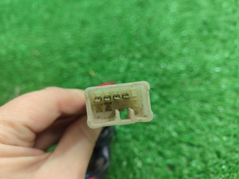 Фишка разъем Toyota Carina 1989 st170