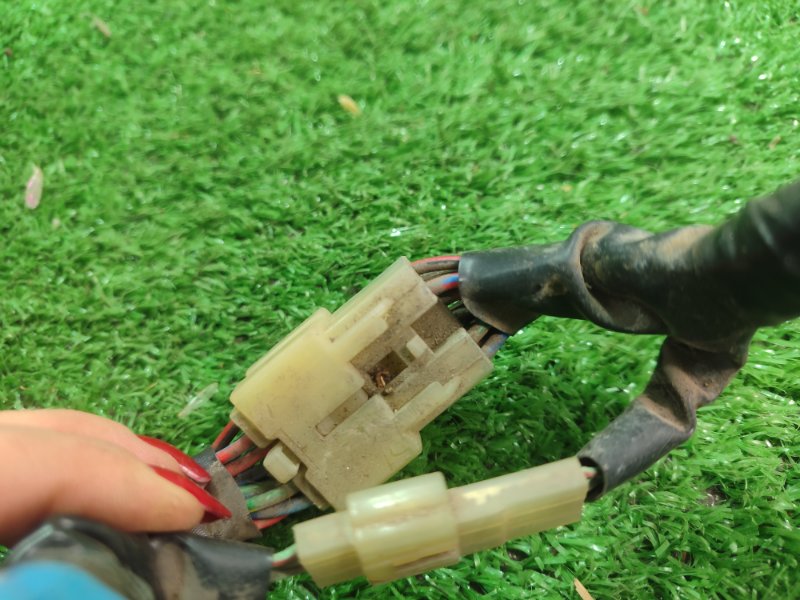 Фишка разъем Toyota Carina 1989 st170