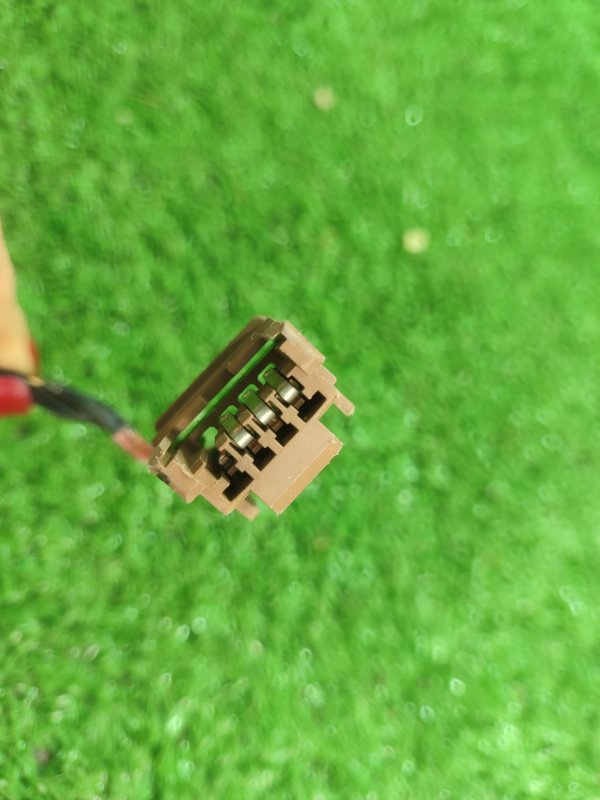 Фишка разъем Toyota Carina 1989 st170