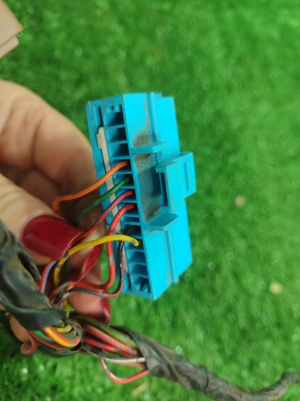 Фишка разъем Toyota Carina 1989 st170