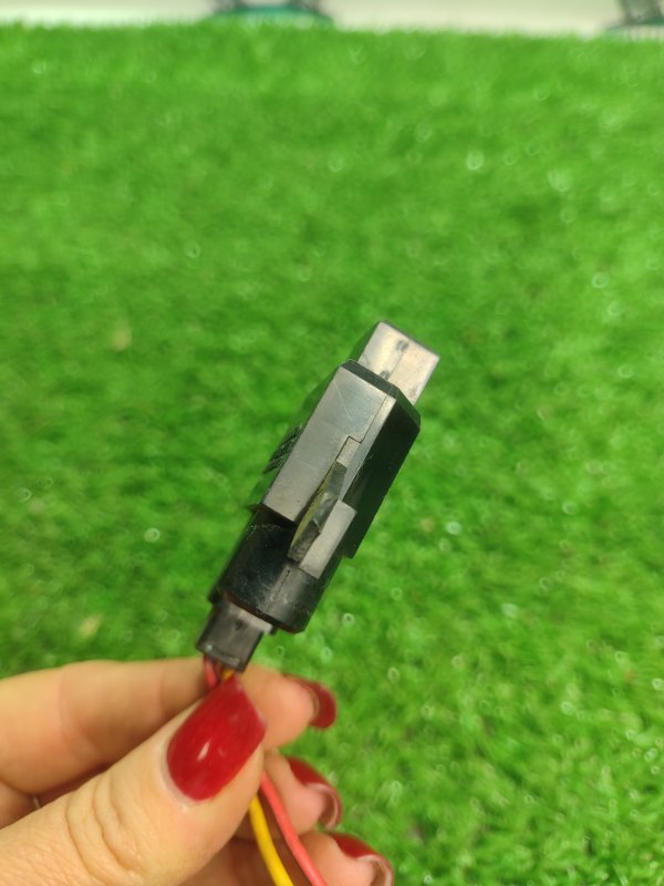 Фишка разъем Toyota Carina 1989 st170