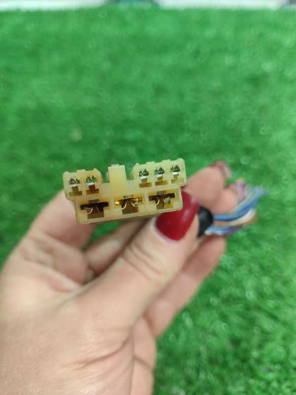 Фишка разъем Toyota Carina 1989 st170