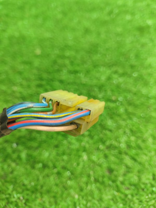 Фишка разъем Toyota Carina 1989 st170