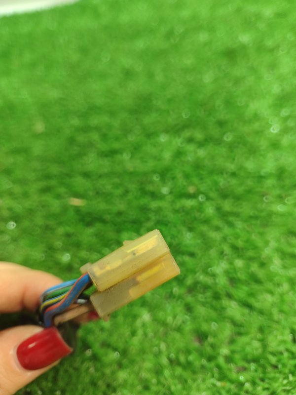 Фишка разъем Toyota Carina 1989 st170