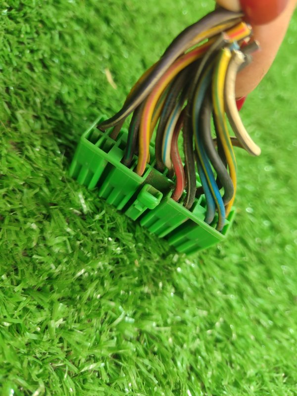 Фишка разъем Toyota Carina 1989 st170