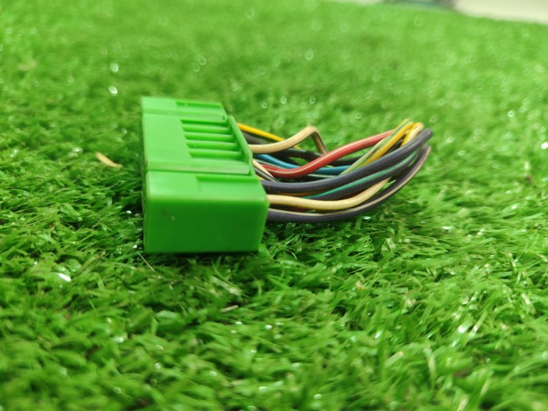 Фишка разъем Toyota Carina 1989 st170