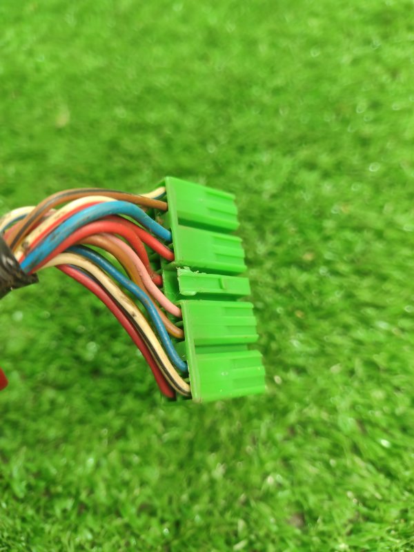 Фишка разъем Toyota Carina 1989 st170