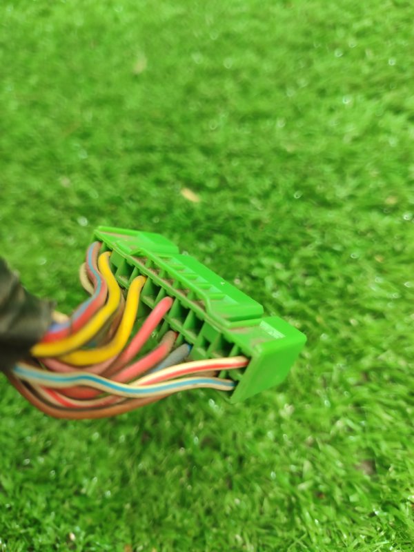 Фишка разъем Toyota Carina 1989 st170