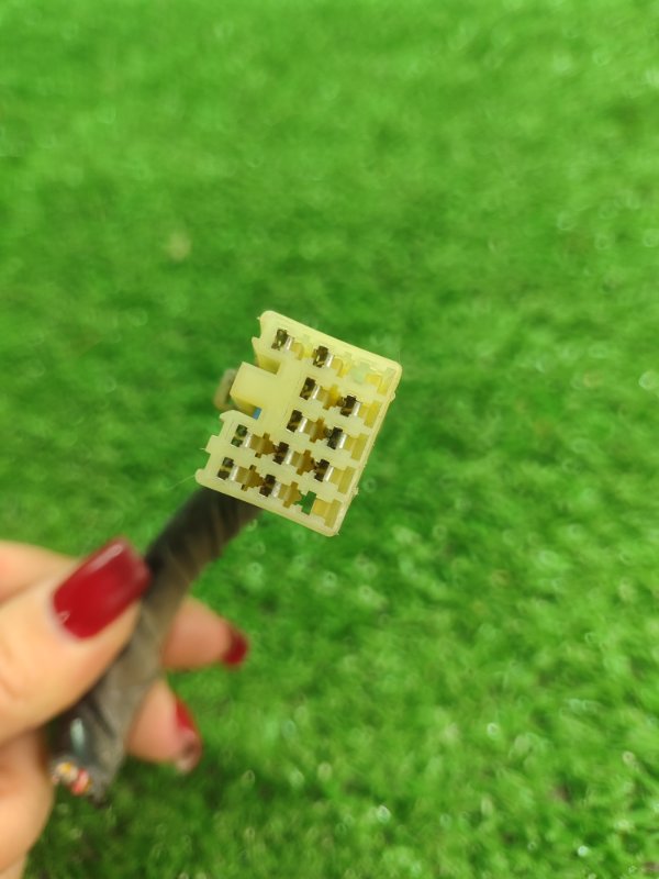 Фишка разъем Toyota Carina 1989 st170