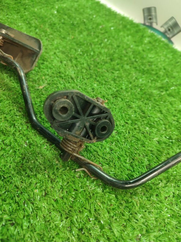 Педаль газа Toyota Carina 1989 st170