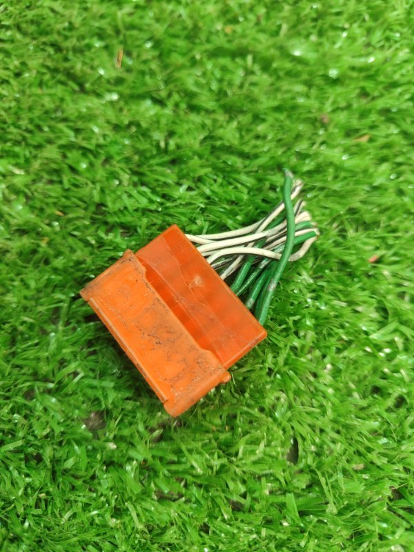 Фишка разъем Toyota Carina 1989 st170