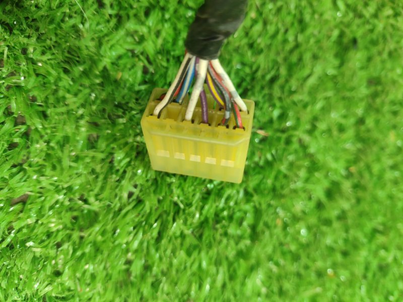 Фишка разъем Toyota Carina 1989 st170