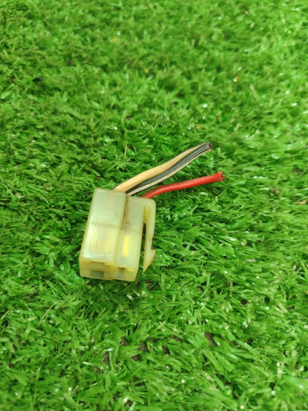 Фишка разъем Toyota Carina 1989 st170