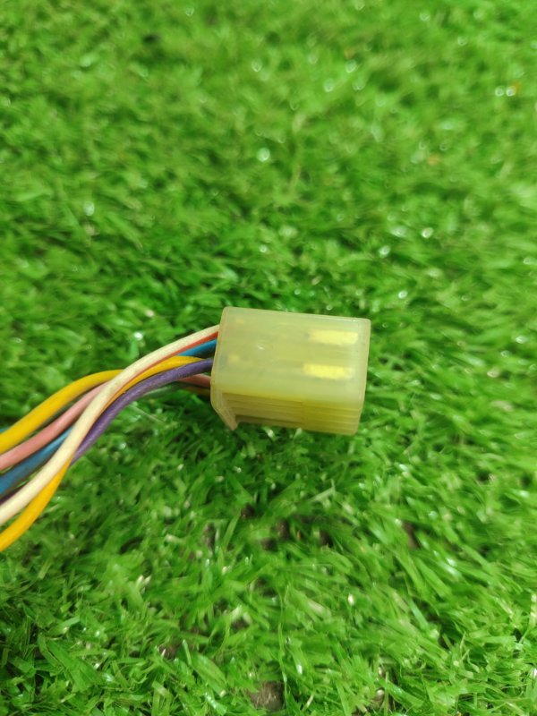 Фишка разъем Toyota Carina 1989 st170