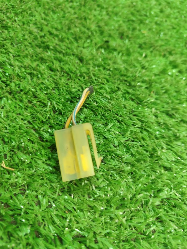 Фишка разъем Toyota Carina 1989 st170