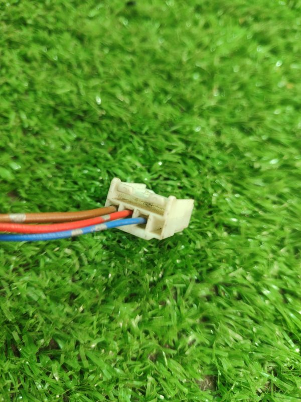 Фишка разъем Toyota Carina 1989 st170