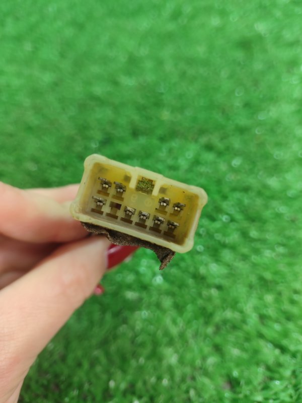 Фишка разъем Toyota Carina 1989 st170