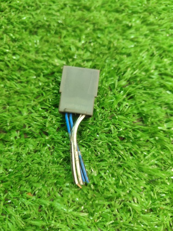 Фишка разъем Toyota Carina 1989 st170