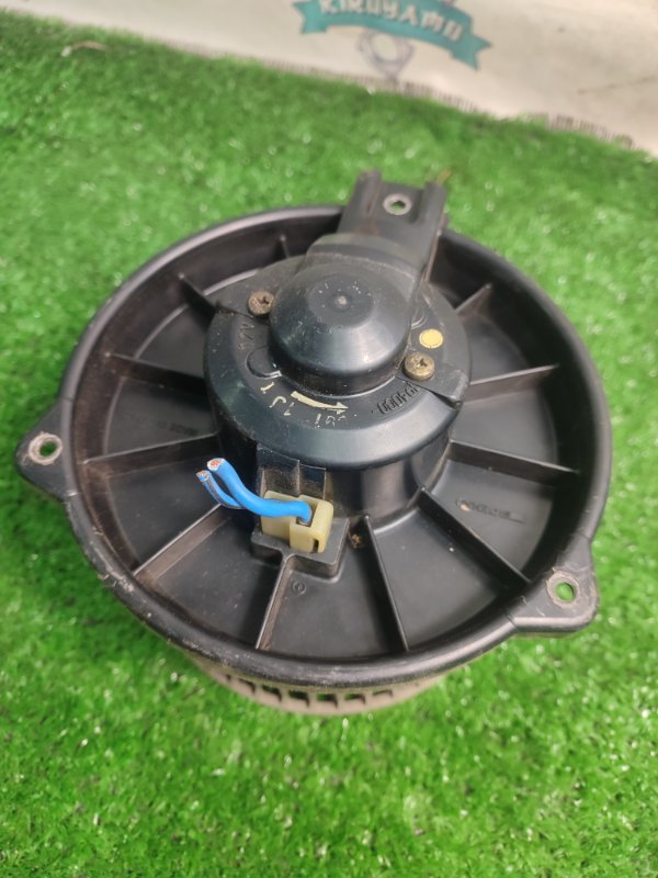 Мотор печки Toyota Carina 1989 st170